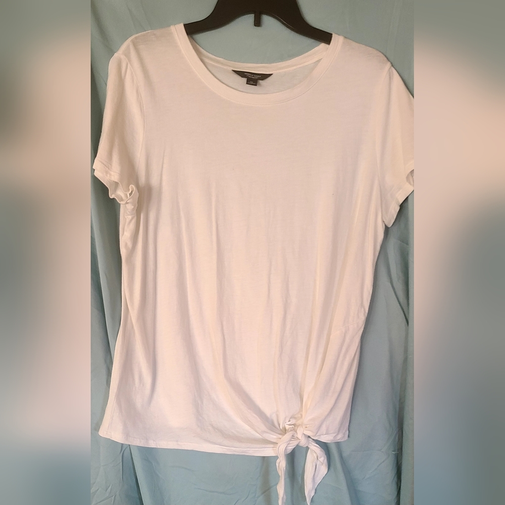 EUC - Simply Vera Vera Wang, Women's Size XL, Knot Front Tee
